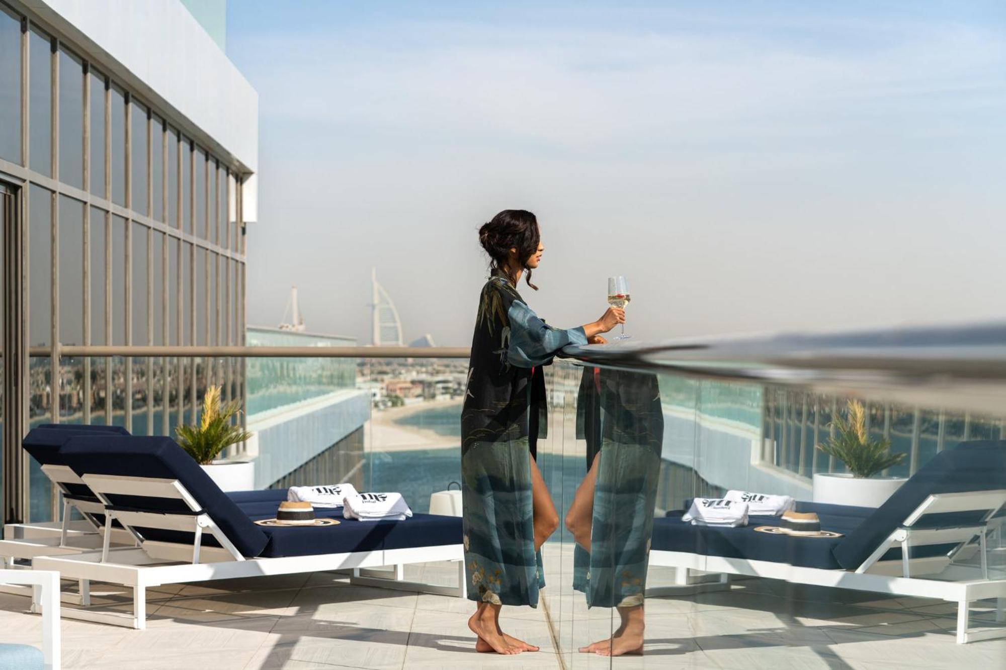 Th8 Palm Dubai Beach Resort, Vignette Collection By Ihg 外观 照片 The View at The Palm